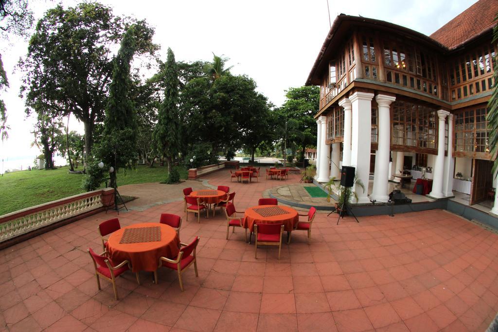 Bolgatty Palace & Island