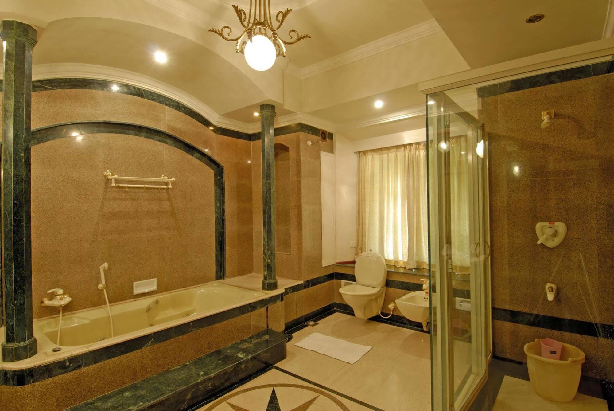 Bolgatty Palace & Island Resort 3*